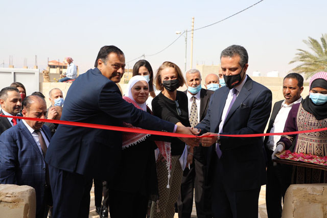 Minister of Tourism and Antiquities Nayef Al Fayez inaugurates the Beit Sweimeh Cooperative of the Jordan Valley in the Dead Sea area on Wednesday (Photo courtesy of BDC)